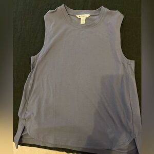 Athleta Women's Sleeveless Gray Muscle Tee